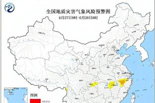 梅西半场数据：2射1正，4次对抗成功1次，传球成功率70%，评分6.8